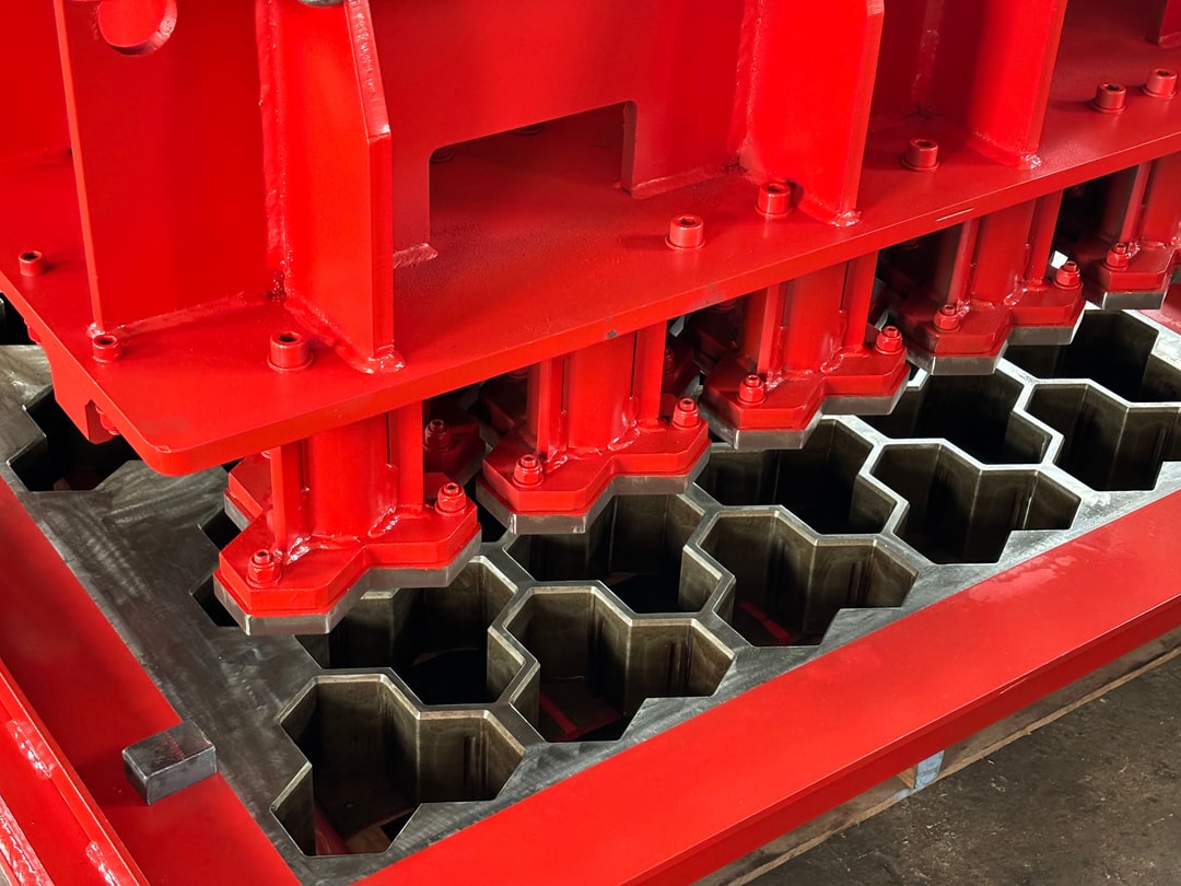 RETAINNING & LANDSCAPE MOLDS